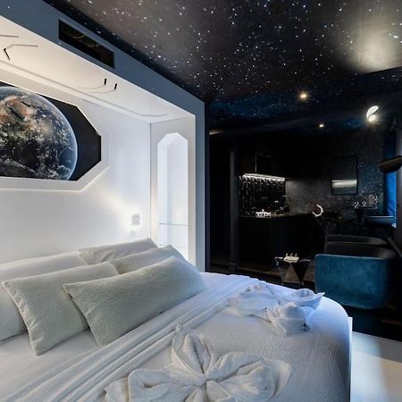 Galaxy La Tete Dans Les Etoiles Riom Exterior foto